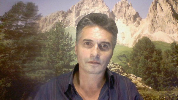 Александр Погребняк