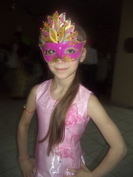 Аня Закутняя