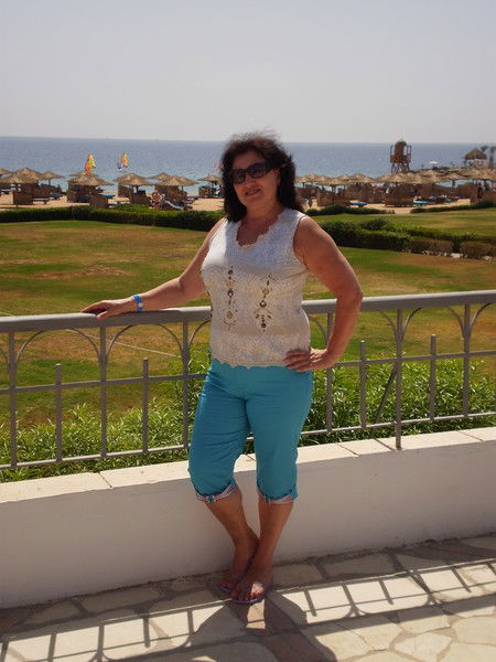 Элина Годуадзе