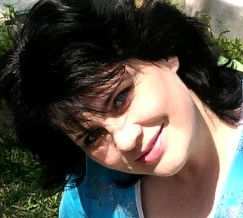 Аля Арутюнян-Пряхина