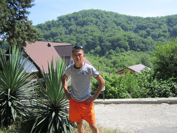 Эрик Алижанович