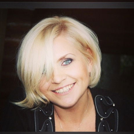 Елена Комелькова