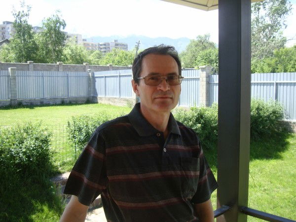 Александр Безуглый