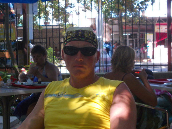 Николай Антонов