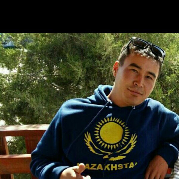 Айбек Бектенов