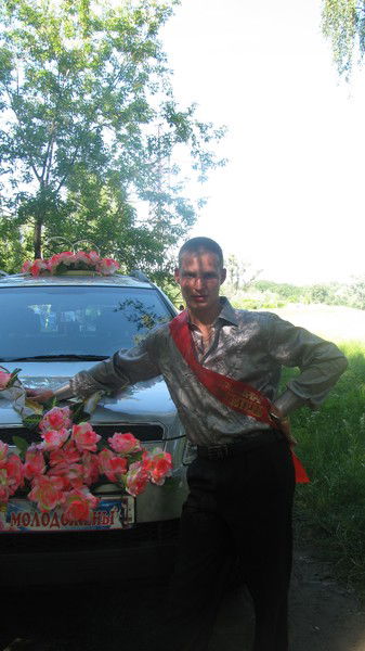 Максим Андреев