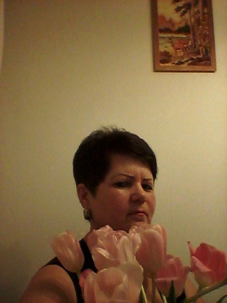 Лариса Хватова