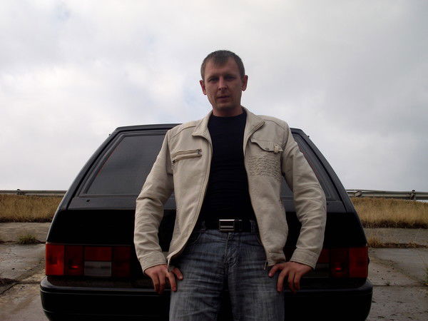 Александр Дубровин