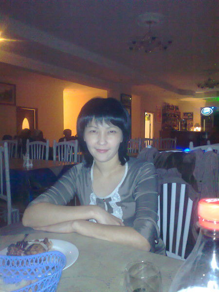 Акмаржан Абсаматова