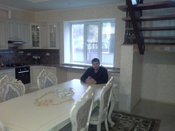 Виталий Авершин