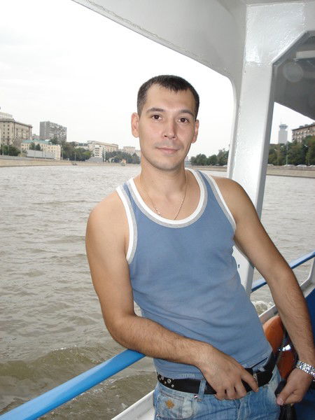 Дмитрий Сухов