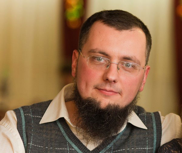 Влад Секачев