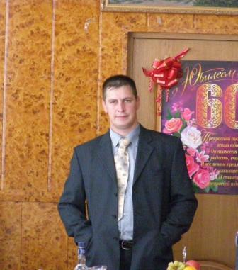 Андрей Истомин