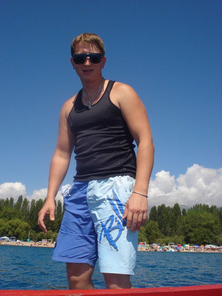 Артем Дериглазов