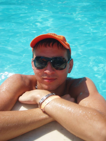 Рома Волощук