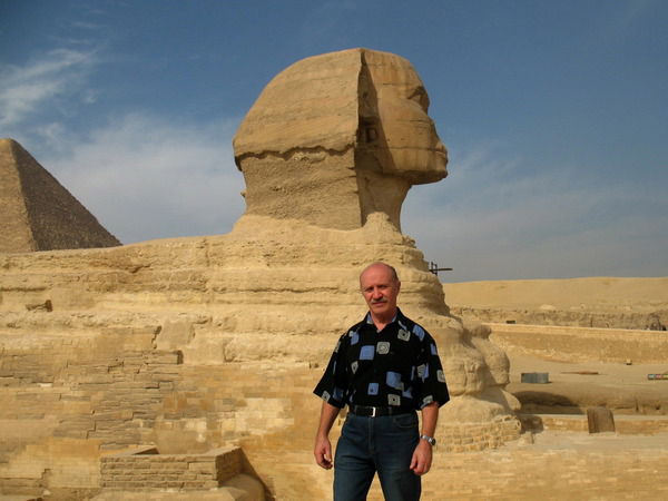 Валерий Петров