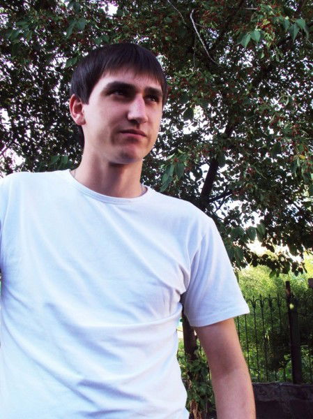 Денис Стукушин