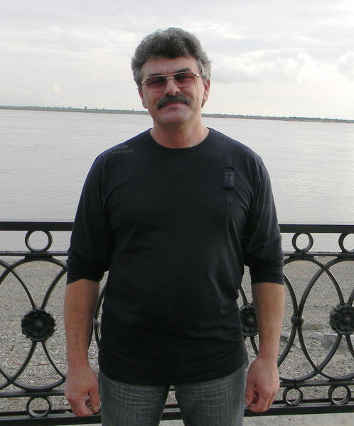 Анатолий Пленов