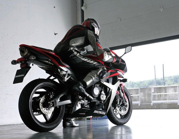 Валентин Резвов