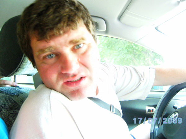 Андрей Дикарёв