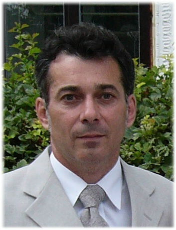 Юрий Акимов