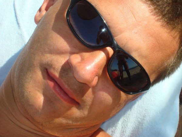 Антон Новохатний