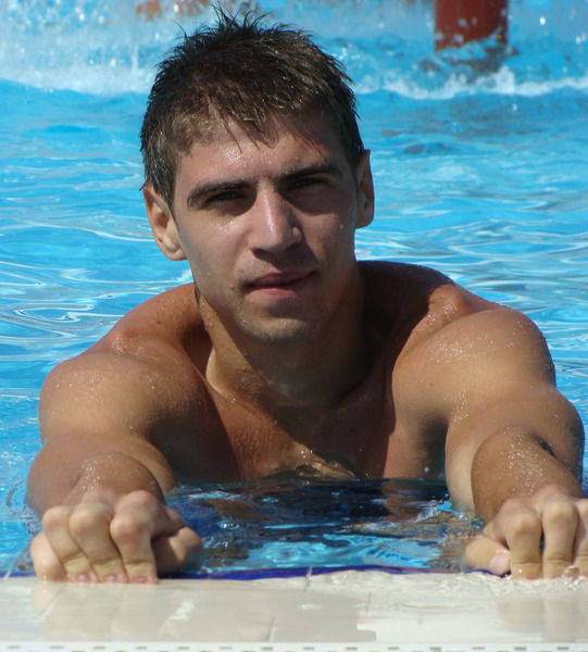 Неизвестно Неизвестно