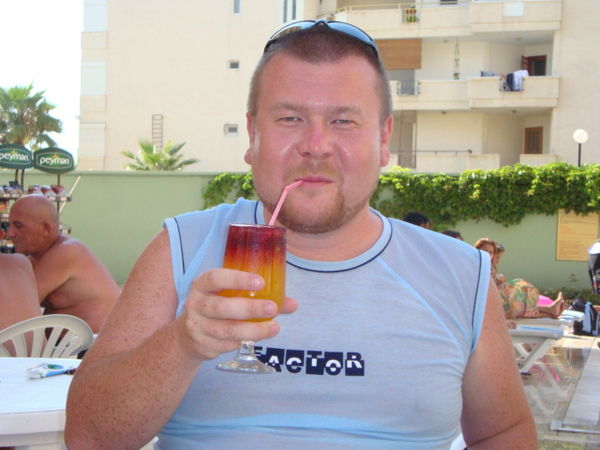 Андрей Любов