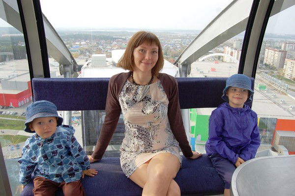 Оля Кострова