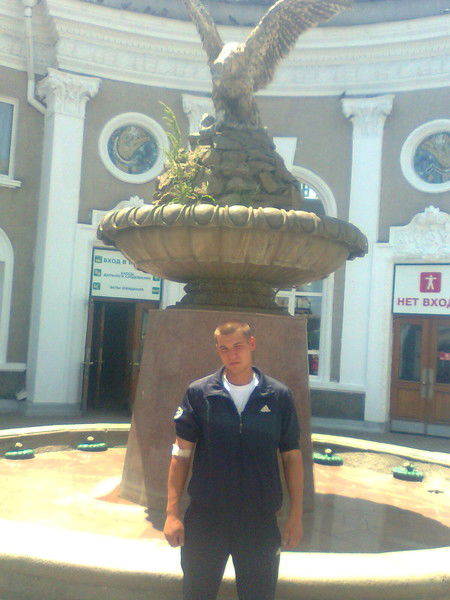 Павел Емельянов