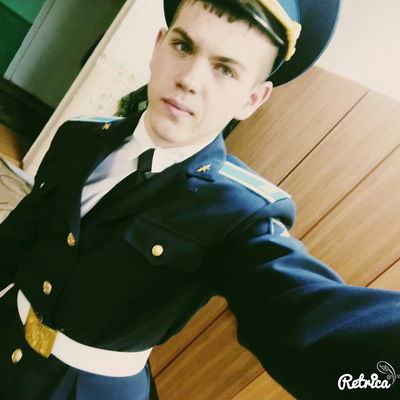 Олег Александров