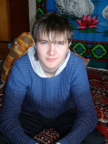 Костя Ногубот