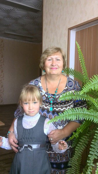 Нина Макаренкова