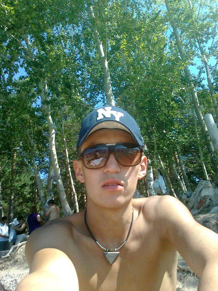 Aрыстан ********