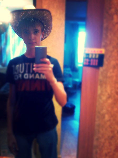 Дмитрий Белов