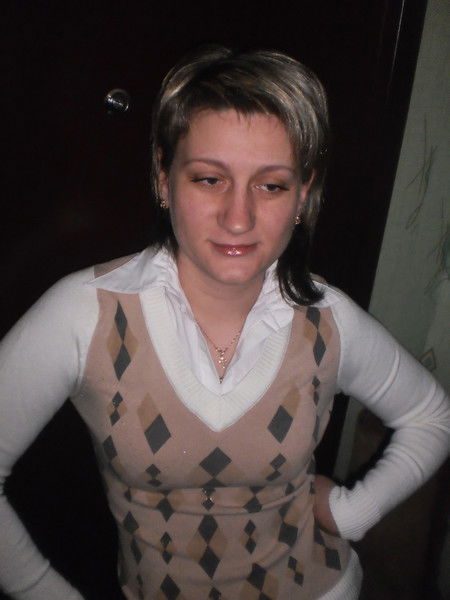 Александра Перова