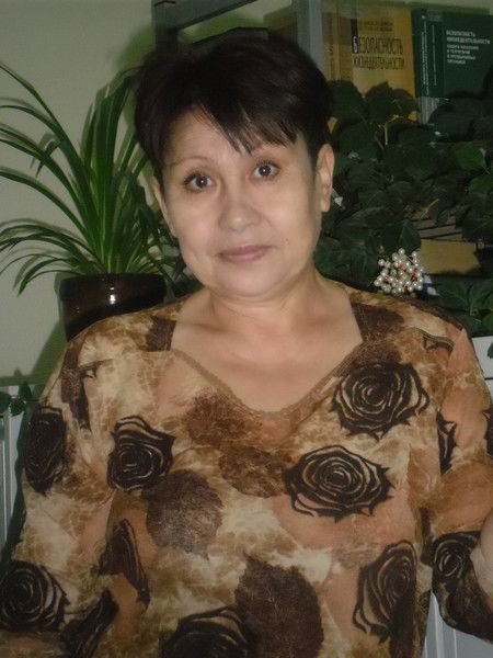 Алма Абдрахманова