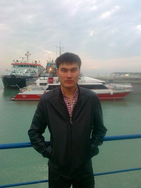 Серик Жолбарисов