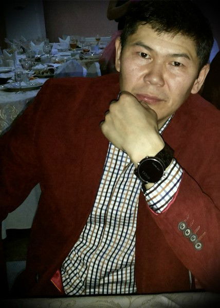 Малик Садвакасов