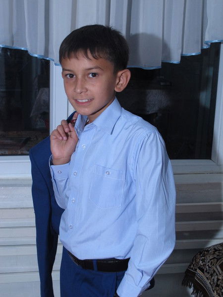 Азимбек Кучкар