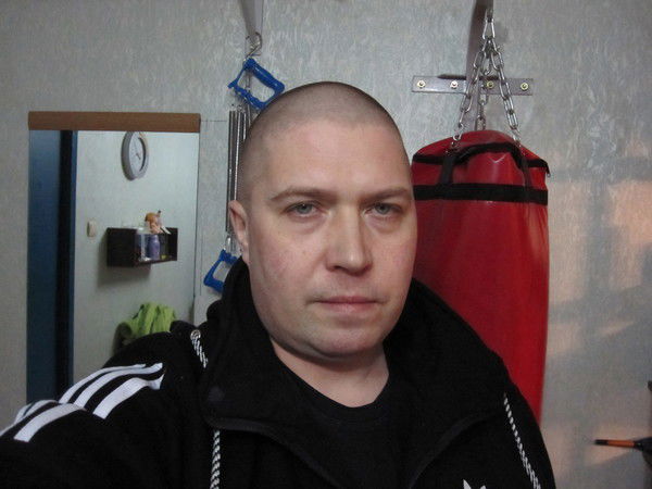 Николай Серов