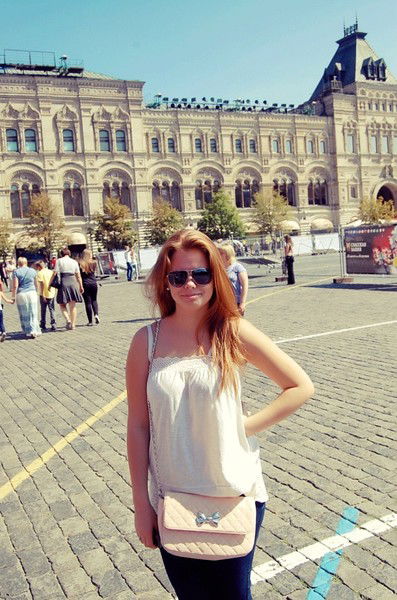 Неизвестно Неизвестно