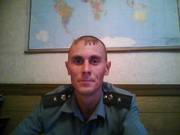 Николай Завалей