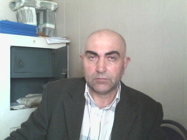 Исми Мирзоев