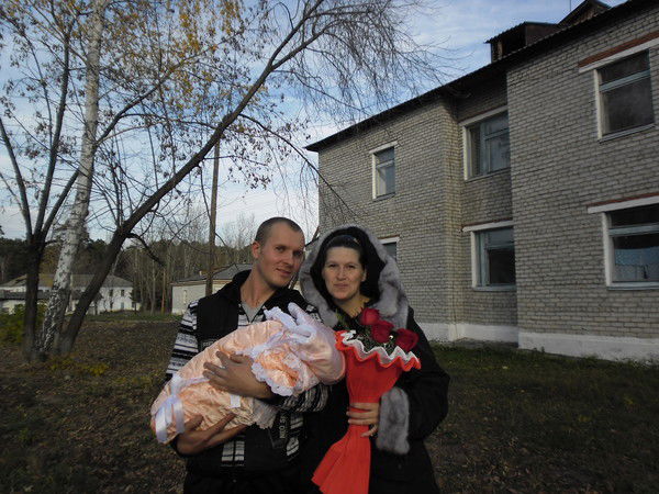 Паша Костров