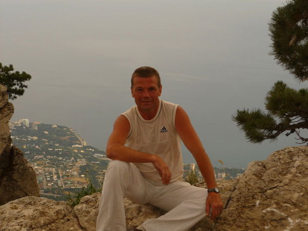 Виктор Власенко