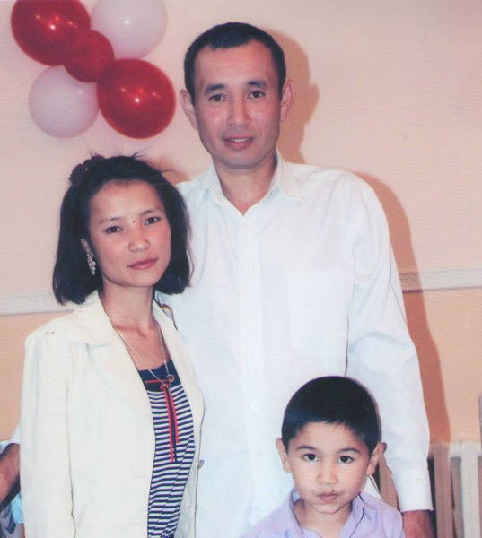 Айбек Остенов