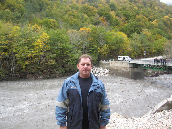 Сергей Тихонов