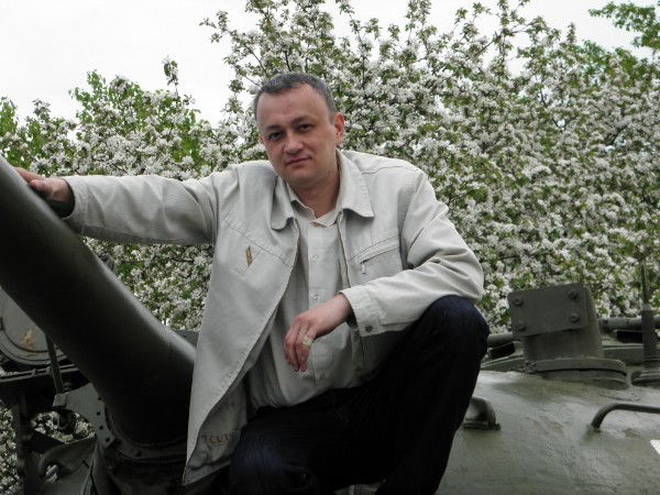 Данис Ахметов