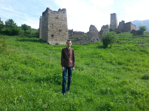 Адам Умаров